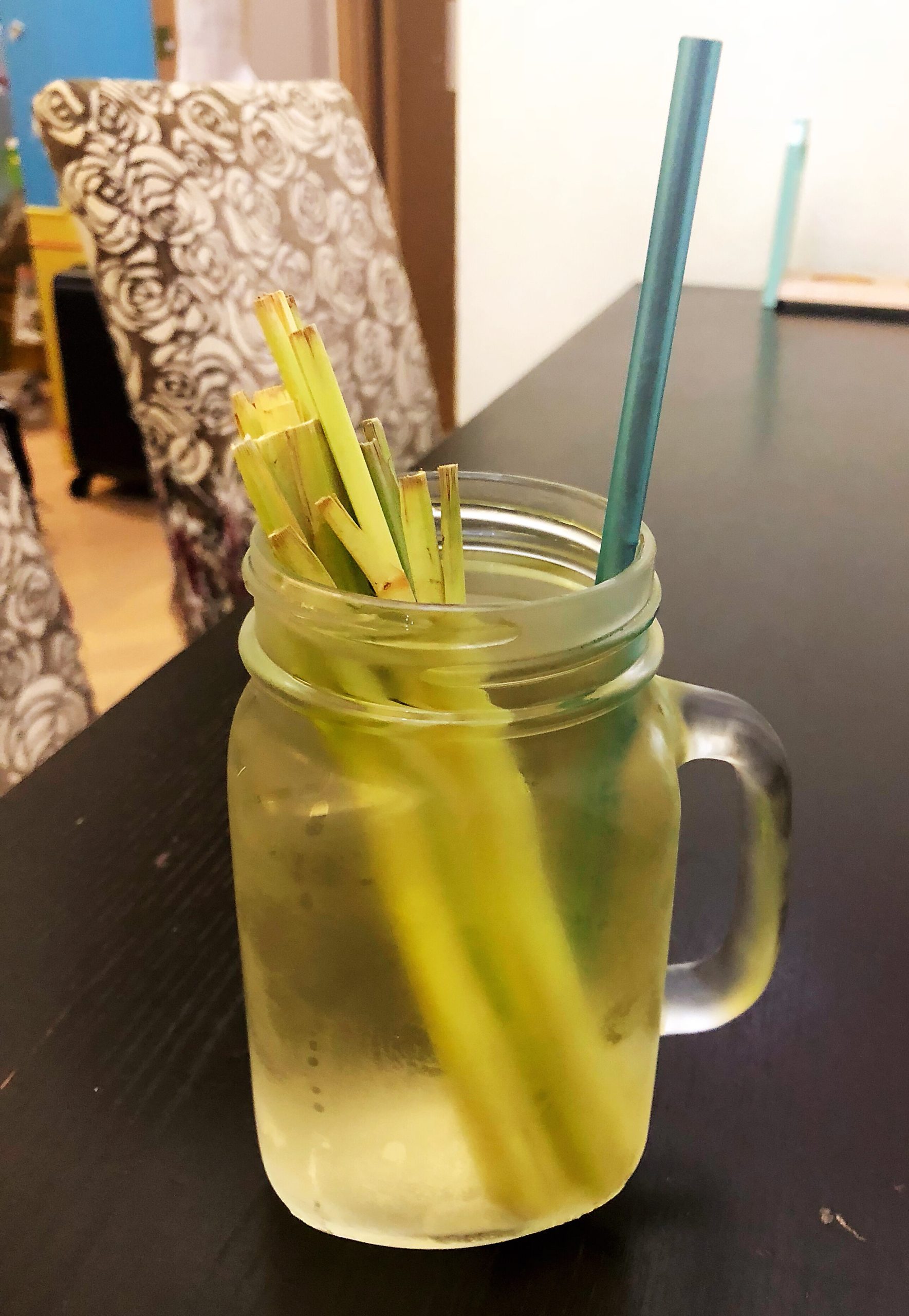 充滿泰味之泰式香茅茶