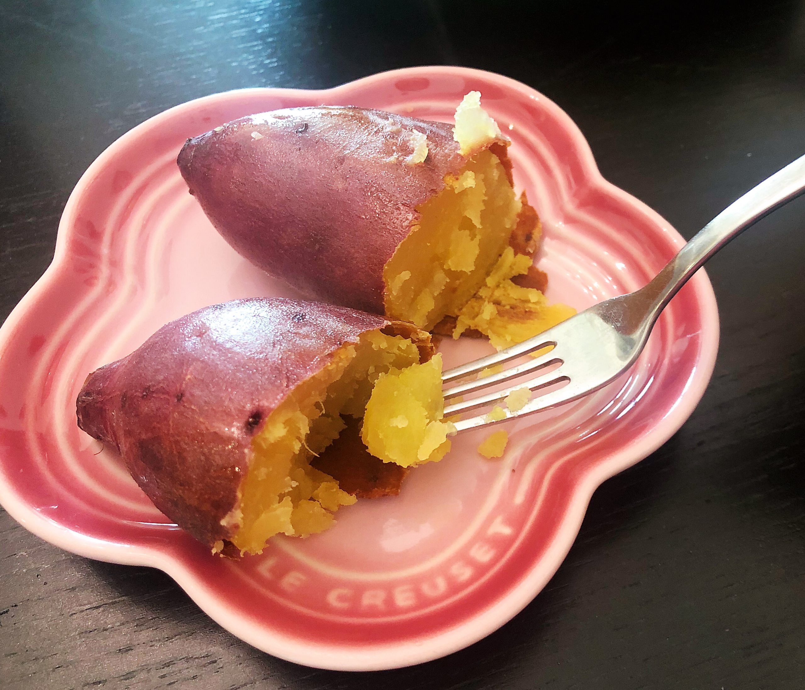 冬天小食最愛之煨蕃薯