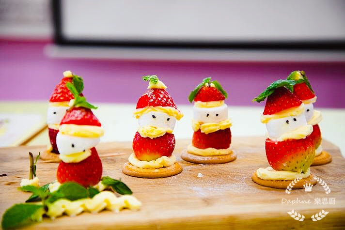 士多啤梨聖誕老人