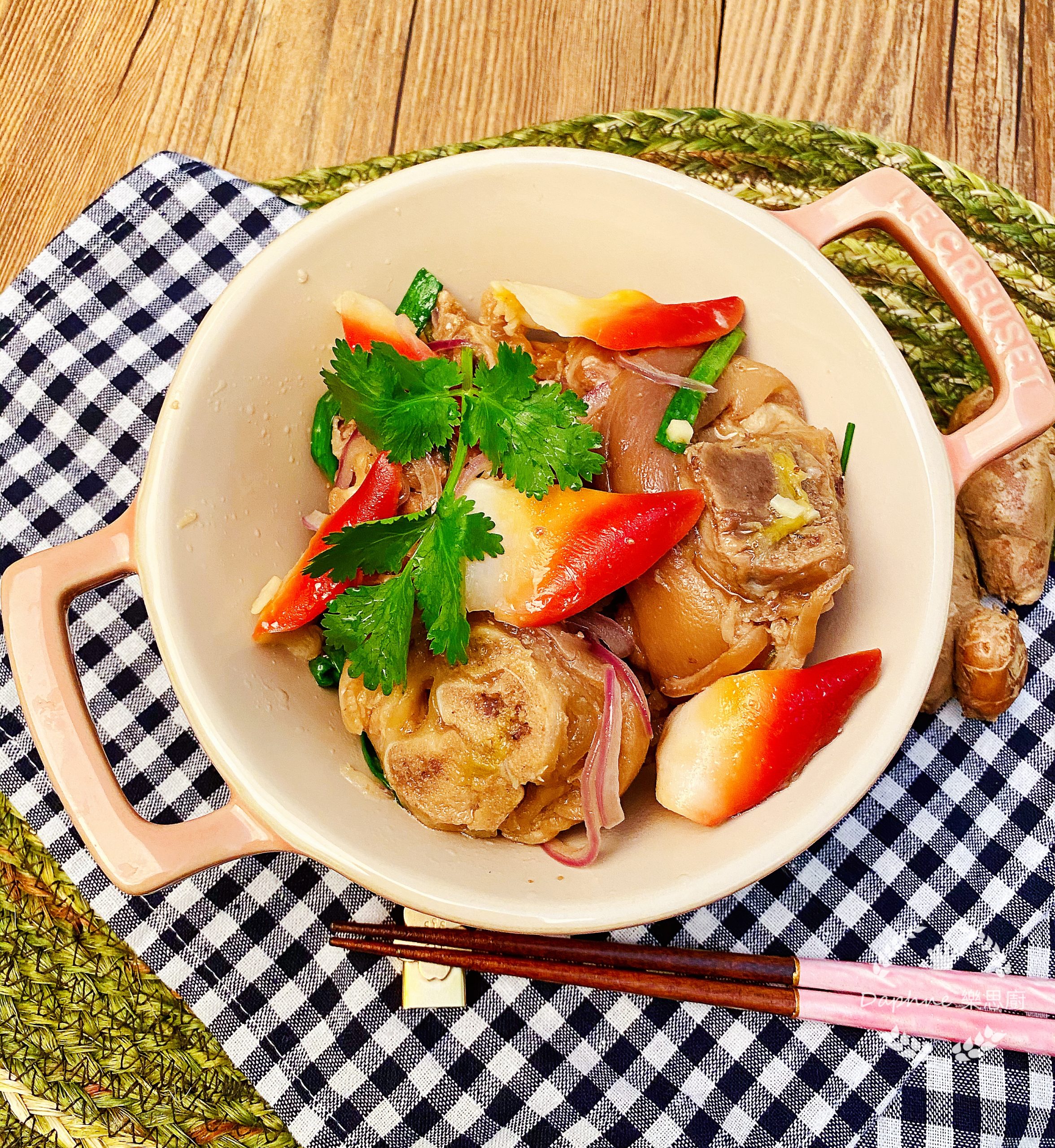 北寄貝沙薑芝麻醬炆豬手