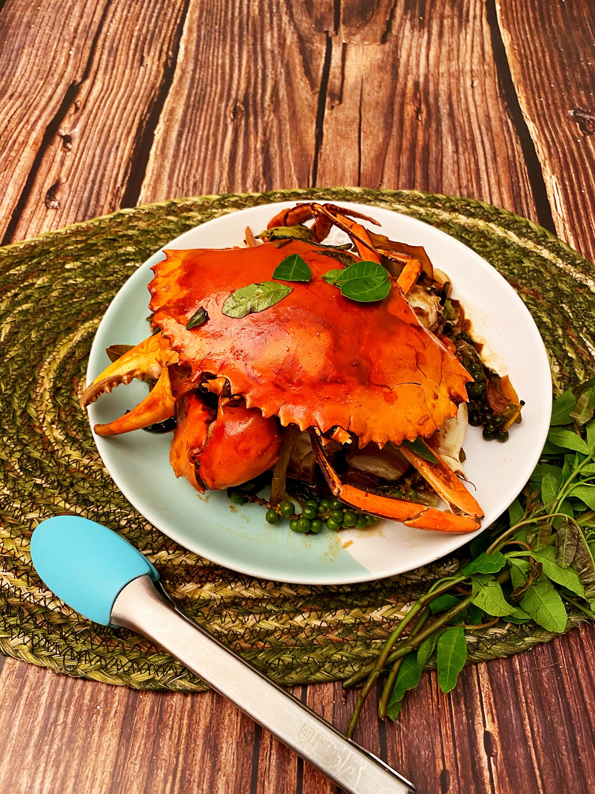 《樂思廚海鮮食譜-新加坡黑胡椒炒蟹》