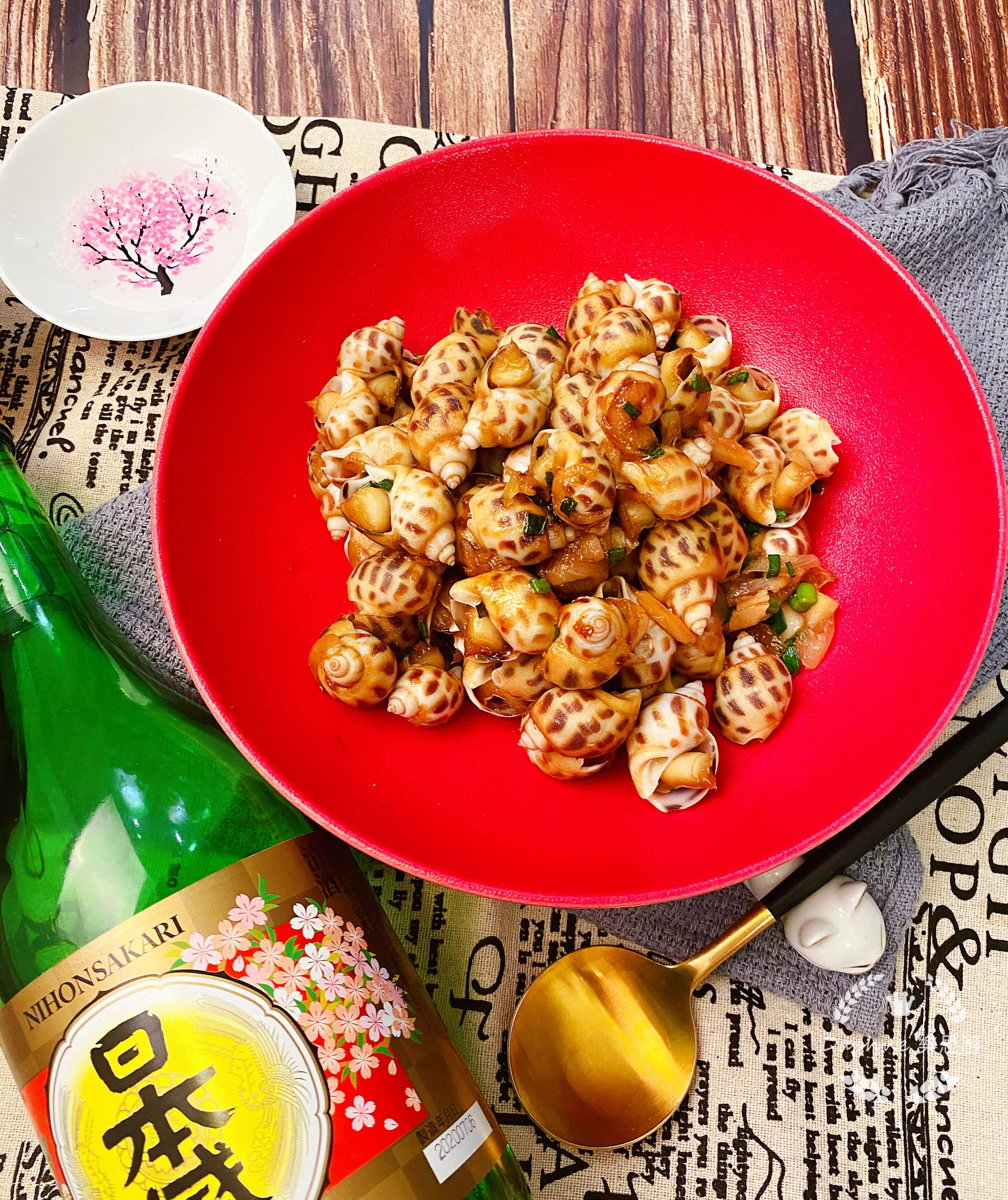 日式麵豉醬煮花螺