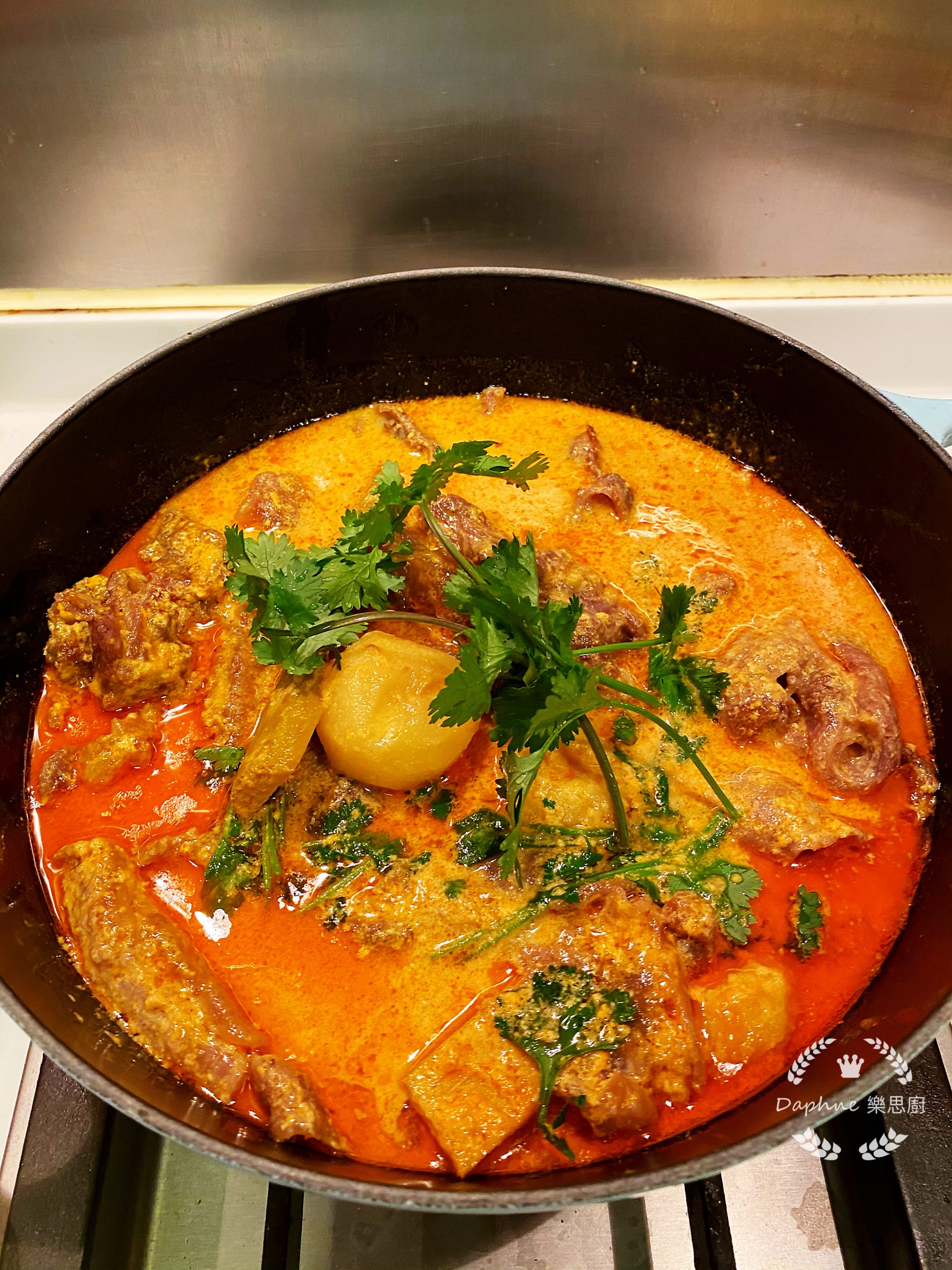 竹蔗馬蹄黃咖喱炆牛腩