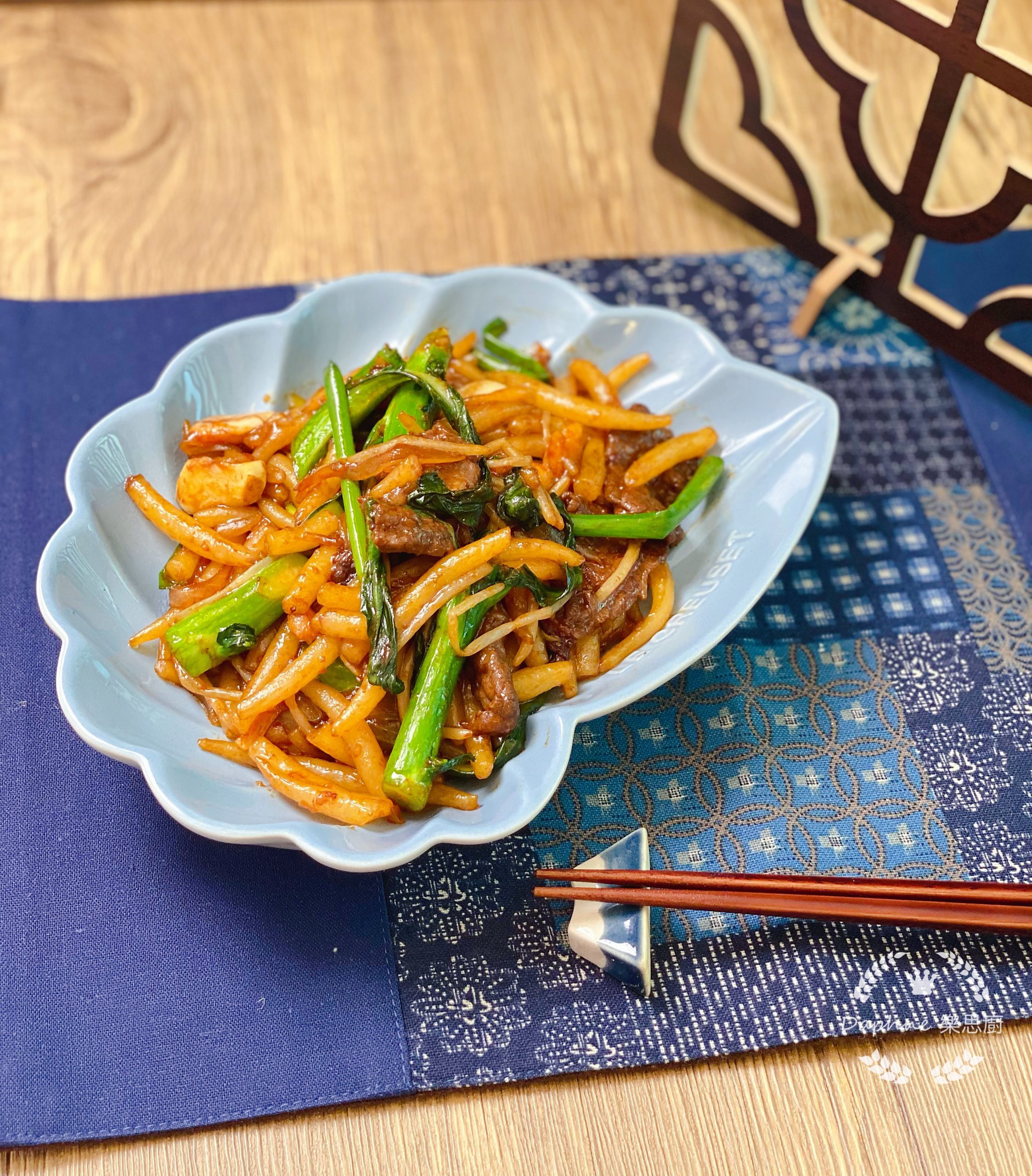 洋蔥牛肉炒銀針粉