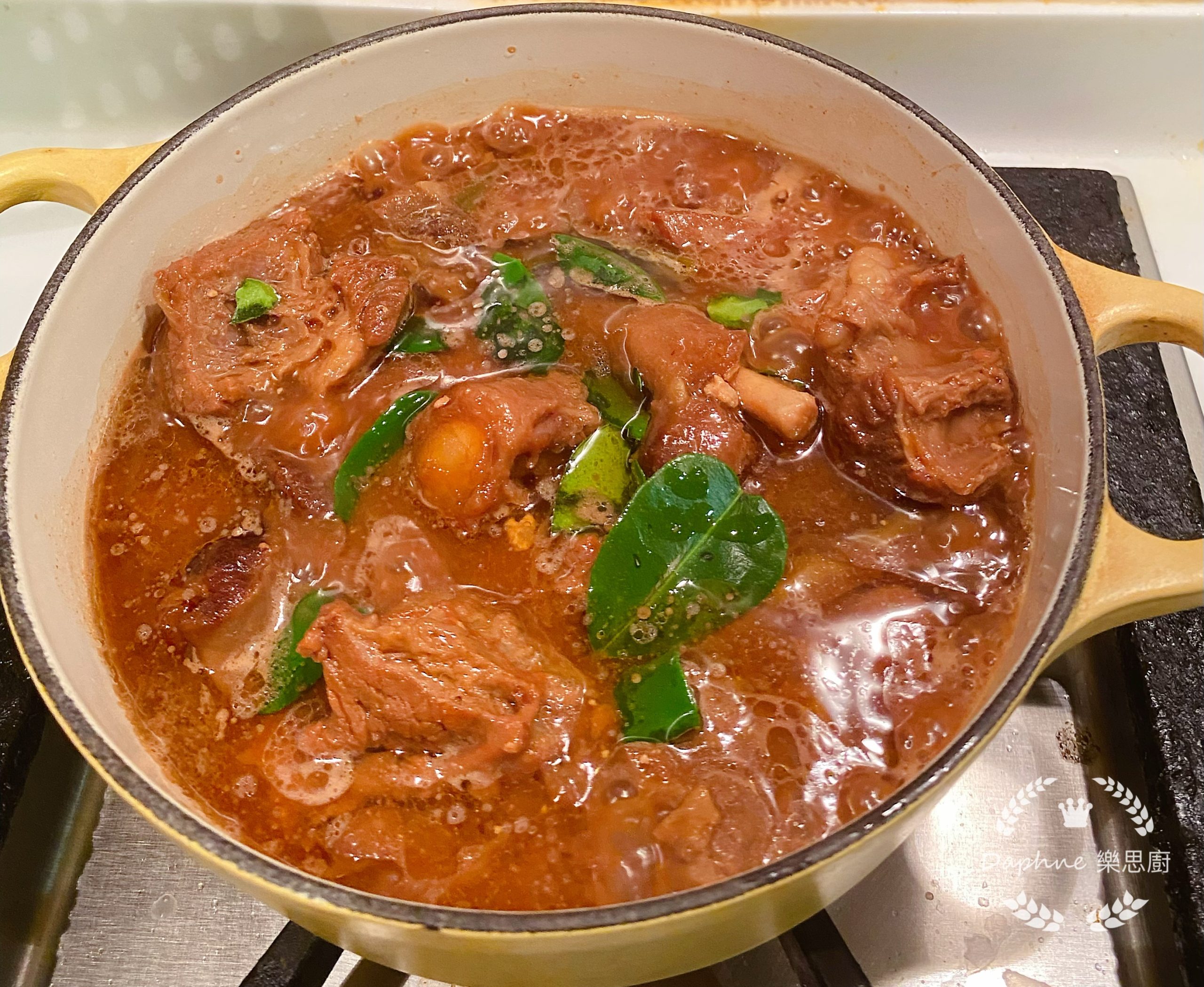 南乳檸檬葉炆牛尾