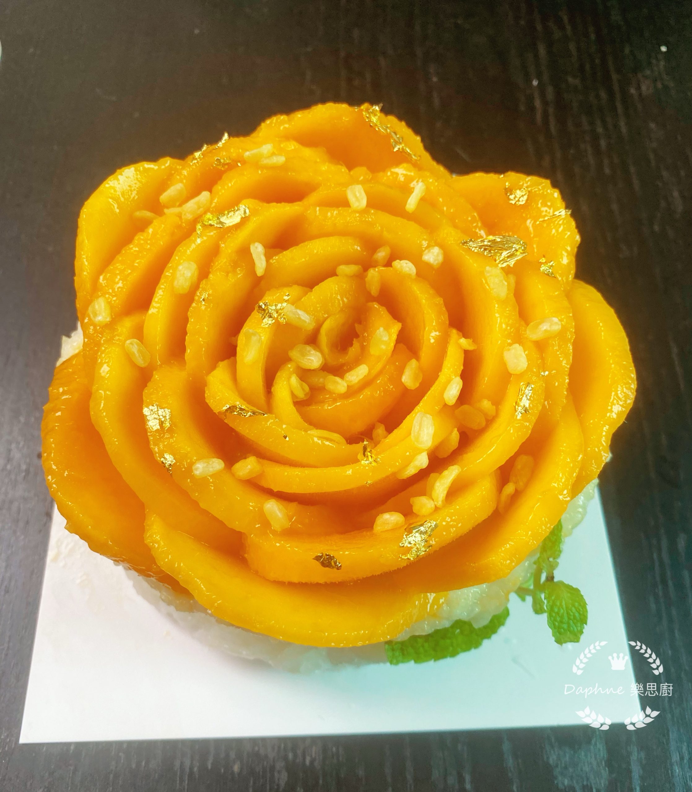玫瑰花芒果糯米飯蛋糕