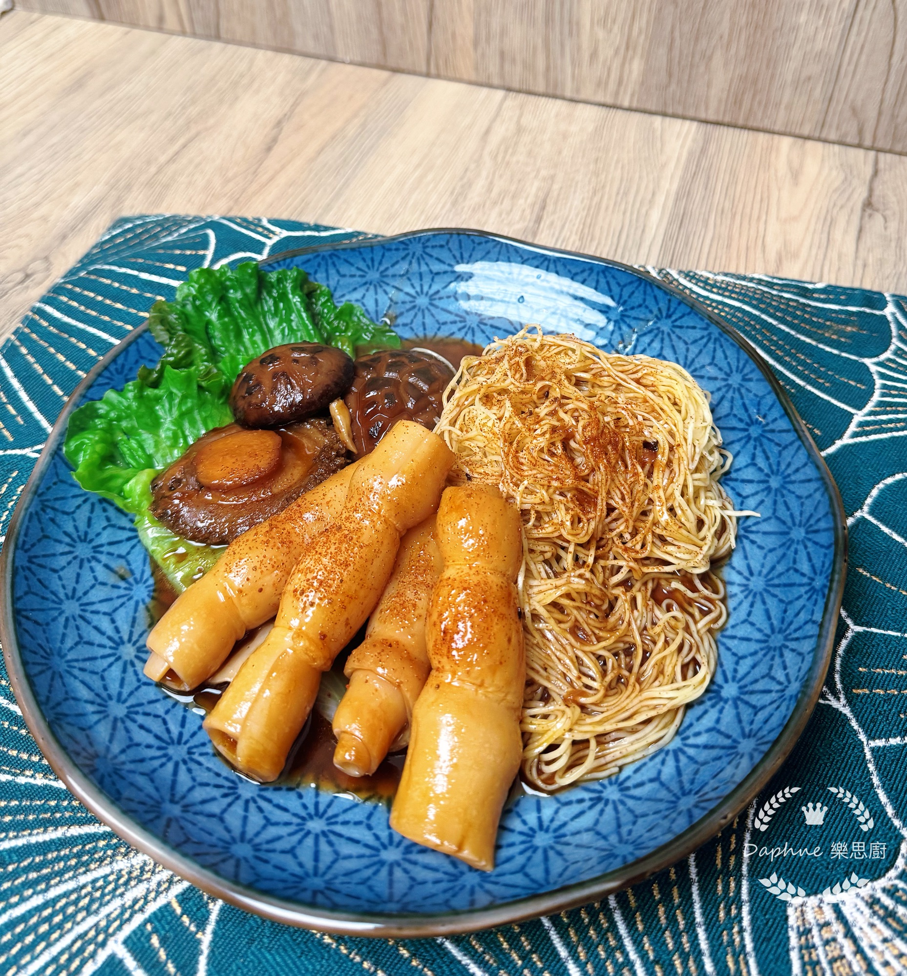 心機花膠鮑魚麵-附發花膠步驟